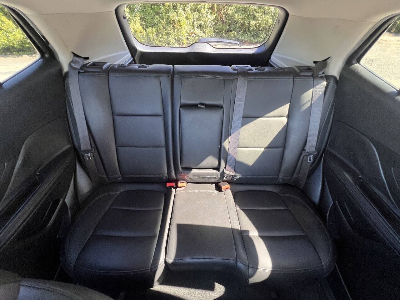 Used 2018 Buick Encore Essence FWD image 28