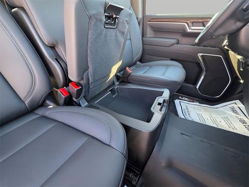 New 2026 Chevrolet Silverado 1500 LT w/ Z71 Off-Road Package image 17