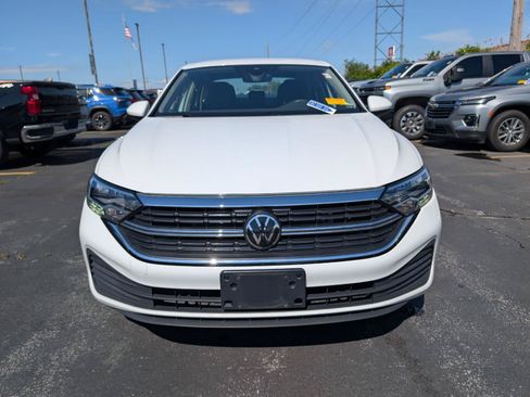 Used 2024 Volkswagen Jetta S FWD image 2