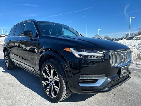 Certified 2023 Volvo XC90 T8 Plus image 1