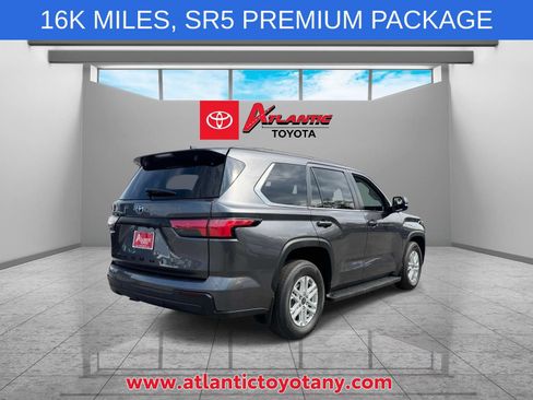 Used 2024 Toyota Sequoia SR5 w/ SR5 Premium Package AWD/4WD image 6
