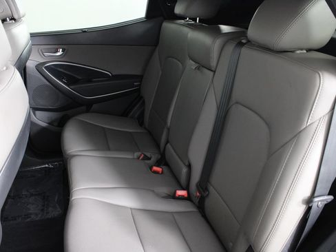 Used 2017 Hyundai Santa Fe Sport FWD image 20