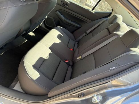 Used 2025 Nissan Altima 2.5 SV image 22