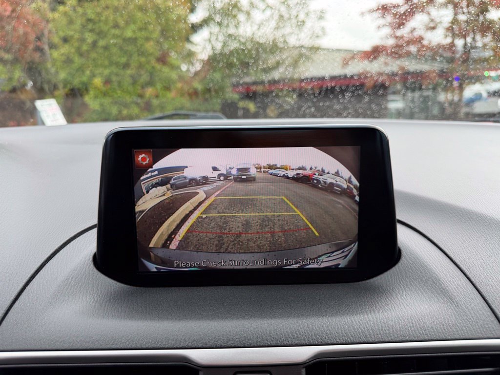 Used 2018 MAZDA MAZDA3 Touring FWD image 23