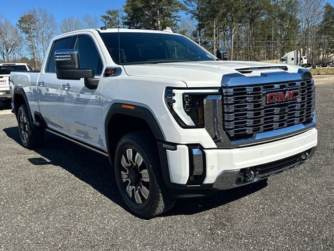 New 2026 GMC Sierra 2500 Denali w/ Denali Reserve Package AWD/4WD image 4