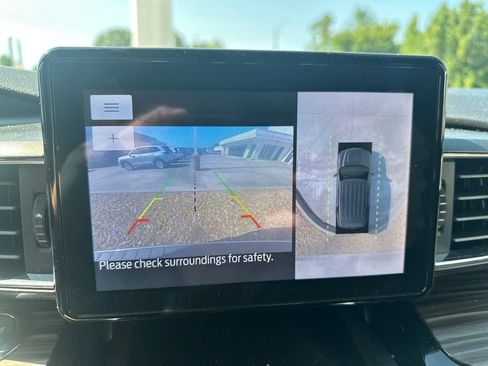 Used 2022 Ford Explorer Limited w/ Equipment Group 301A AWD/4WD image 20
