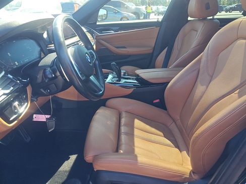 Used 2021 BMW 530i RWD image 4