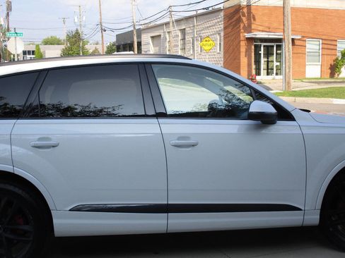 Used 2017 Audi Q7 3.0T Prestige w/ Prestige Package image 67