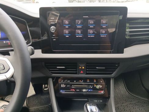 New 2025 Volkswagen Jetta Sport image 18