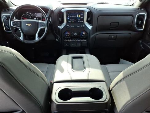 Used 2022 Chevrolet Silverado 1500 LTZ w/ LTZ Premium Package image 12