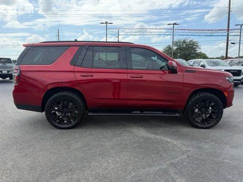 Used 2021 Chevrolet Tahoe Z71 w/ Z71 Signature Package AWD/4WD image 5