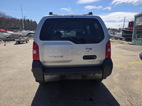 Used 2011 Nissan Xterra PRO-4X w/ Pro-4x Leather Pkg AWD/4WD image 10