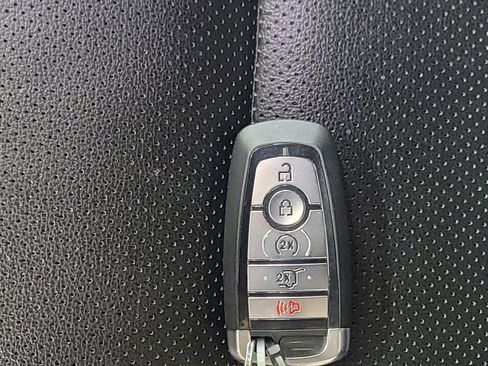 Used 2020 Ford Escape SEL image 32