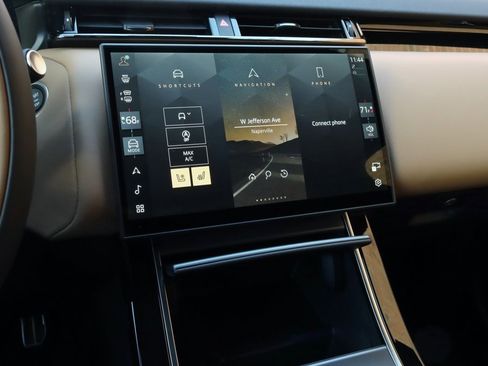 Used 2025 Land Rover Range Rover Velar Dynamic HSE image 19