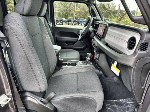 New 2025 Jeep Wrangler Willys image 25