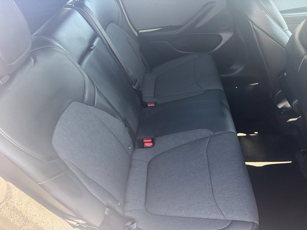 Used 2026 Tesla Model Y 2WD image 13