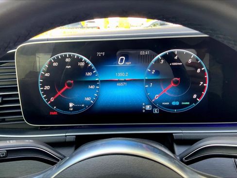 Used 2022 Mercedes-Benz GLS 450 4MATIC image 23