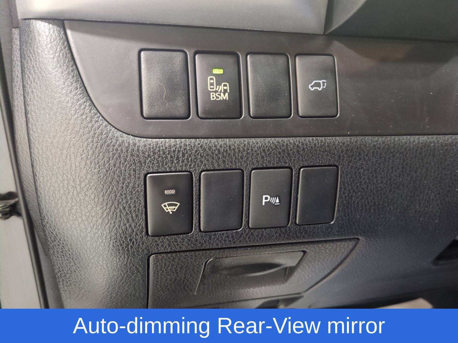 Used 2016 Toyota Highlander Limited AWD/4WD image 21
