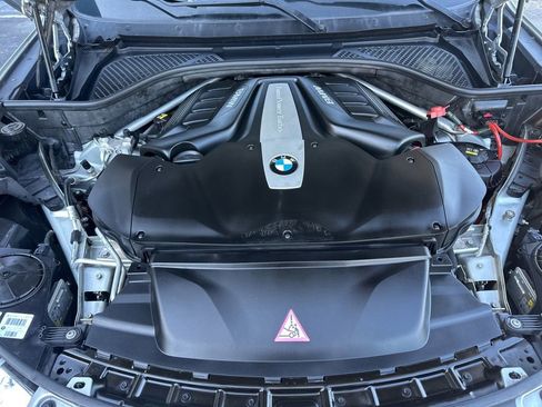 Used 2015 BMW X5 xDrive50i image 31