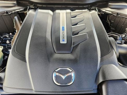 Certified 2024 MAZDA CX-90 Plug-In Hybrid w/ Preferred AWD/4WD image 24