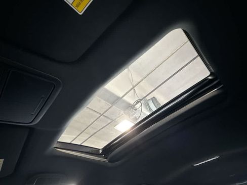 Used 2024 Honda Passport EX-L image 21