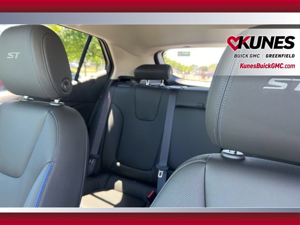 New 2026 Buick Encore GX Sport Touring w/ Comfort Package AWD/4WD image 33
