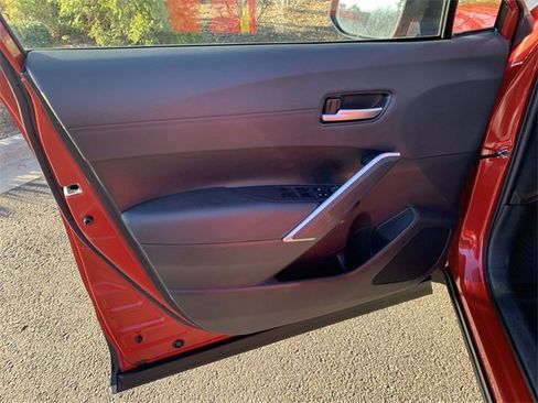 Used 2023 Toyota Corolla Cross XLE image 17