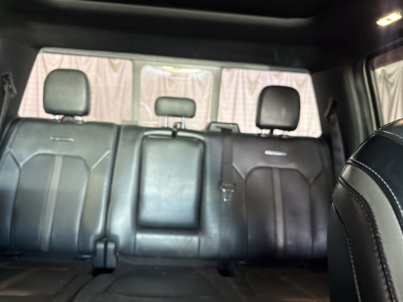 Used 2017 Ford F250 Platinum w/ Platinum Ultimate Package AWD/4WD image 22