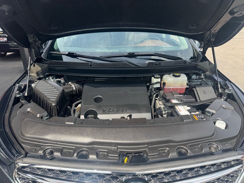 Used 2019 Buick Enclave Avenir w/ Avenir Technology Package AWD/4WD image 13