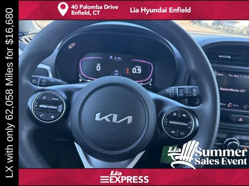 Used 2024 Kia Soul LX w/ Option Group 015 FWD image 15
