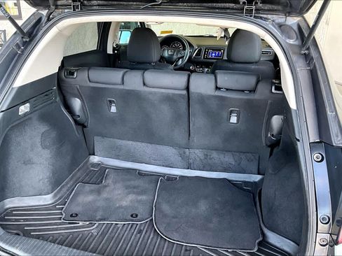 Used 2017 Honda HR-V EX image 33