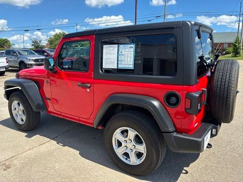 Used 2023 Jeep Wrangler Sport AWD/4WD image 5