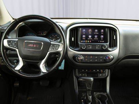 Used 2020 GMC Canyon SLT w/ Driver Alert Package AWD/4WD image 3
