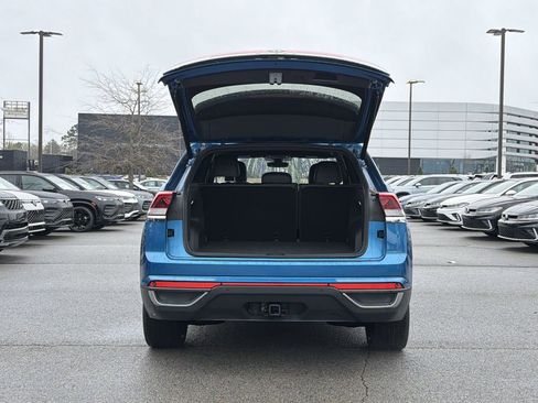 Used 2024 Volkswagen Atlas Cross Sport SE image 15