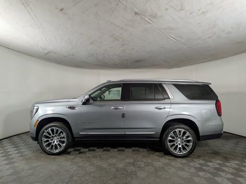 New 2026 GMC Yukon Denali AWD/4WD image 3
