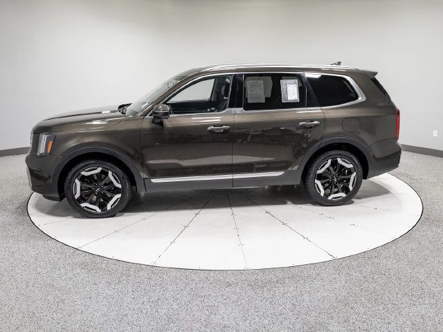 Used 2024 Kia Telluride S w/ S Sunroof Package AWD/4WD image 37