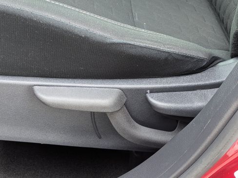 Certified 2024 Nissan Kicks SV FWD image 21