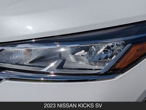 Used 2023 Nissan Kicks SV FWD image 10