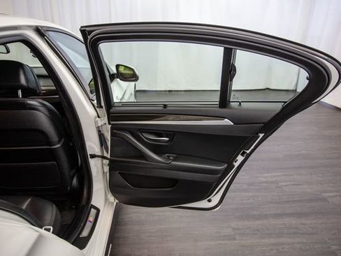 Used 2016 BMW 535i Sedan image 23