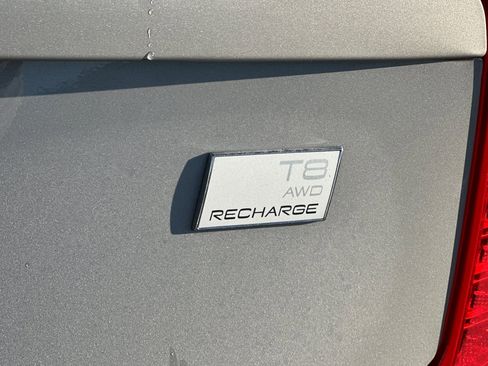 Used 2023 Volvo XC90 T8 Core image 12