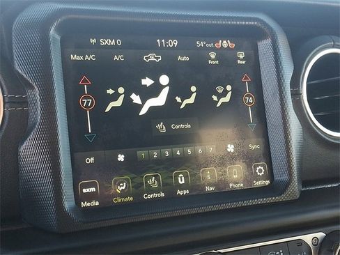 Used 2020 Jeep Gladiator Overland w/ Dual Top Group image 12