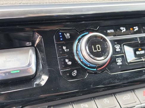 Used 2024 GMC Sierra 1500 Denali AWD/4WD image 34
