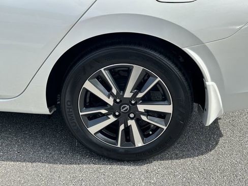 Certified 2025 Nissan Versa SV w/ Trunk Package FWD image 21