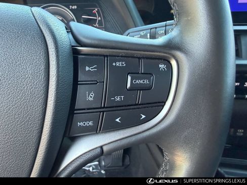 Used 2024 Lexus UX 250h FWD image 19