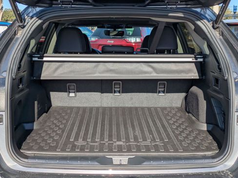 Used 2023 Subaru Outback Limited image 16