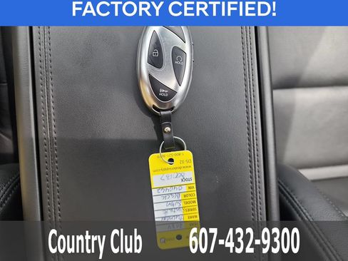Certified 2024 Hyundai Santa Fe Limited AWD/4WD image 40