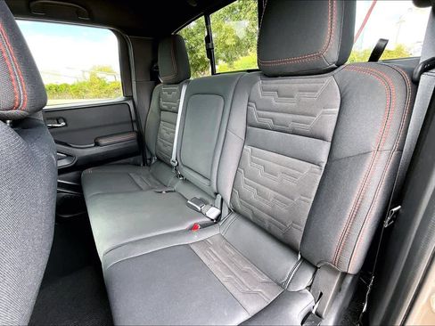 Used 2023 Nissan Frontier Pro-X w/ Pro Convenience Package image 19