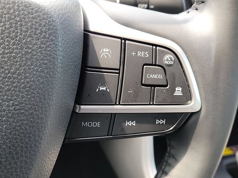 Used 2026 Toyota Grand Highlander FWD image 10