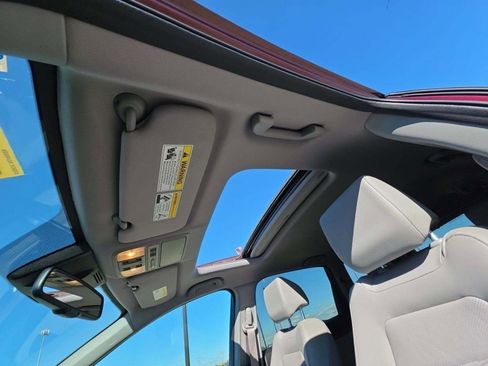 Used 2017 Honda CR-V Touring image 34