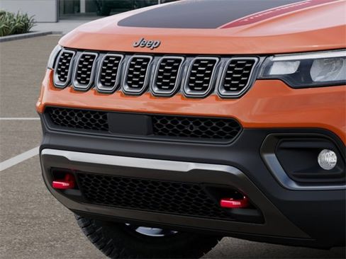 New 2026 Jeep Compass Trailhawk image 11